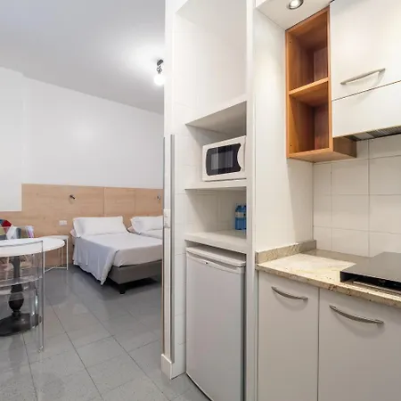 Apart Otel Navigli 4*