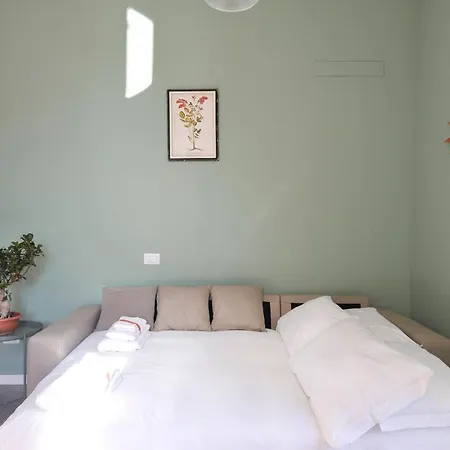 Bright City Apartment