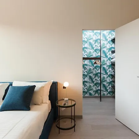 Easyhomes-duomo & Apartment *