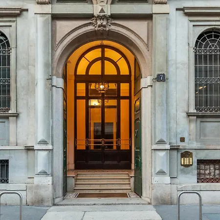 Easyhomes-duomo & Milan