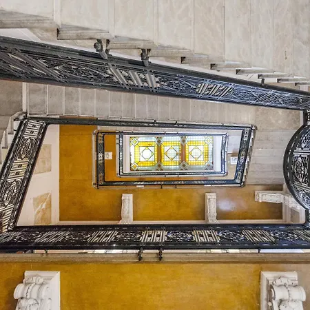 Easyhomes-duomo & Apartment Milan