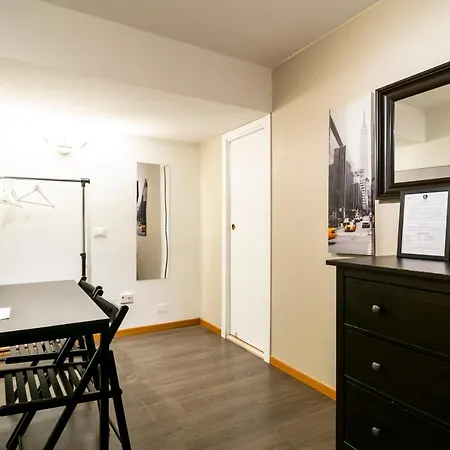 Apartment Cadorna Center Studio-by Flatscollection