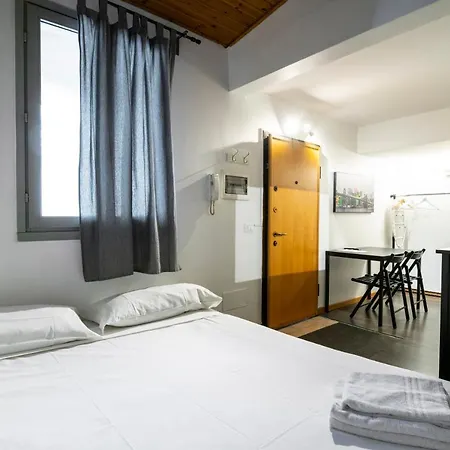 Cadorna Center Studio-by Flatscollection Apartment *