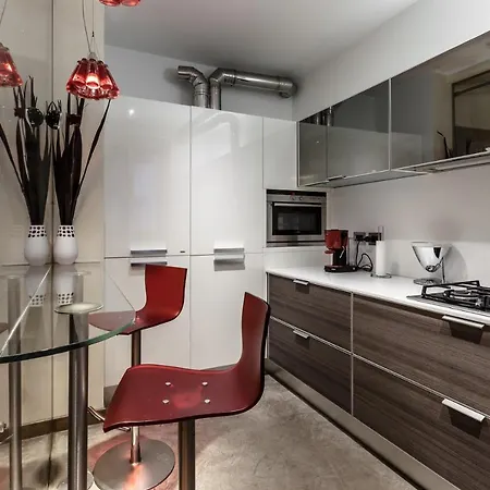 Stylish In Fashion District - Corso Venezia Apartmán Milán