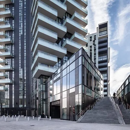 Stylish Elegant In Torre Solaria With Exclusive Milan's View *