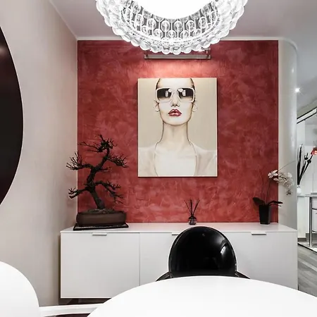 Apartment Stylish In Fashion District - Corso Venezia