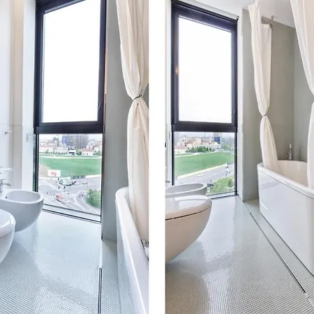 Stylish Elegant In Torre Solaria With Exclusive Milan's View Lejlighed *