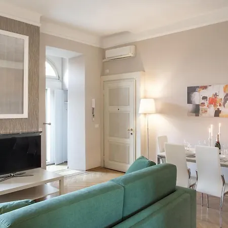 Apartman Suitelowcost Spiga Milánó