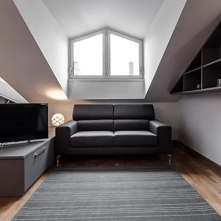 Suitelowcost Sant'Agnese Suite Apartment