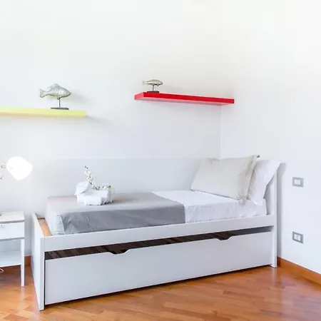 Apartment Suitelowcost Stilicone *