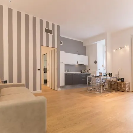 Hemeras Boutique Homes - Design In Center Apartment