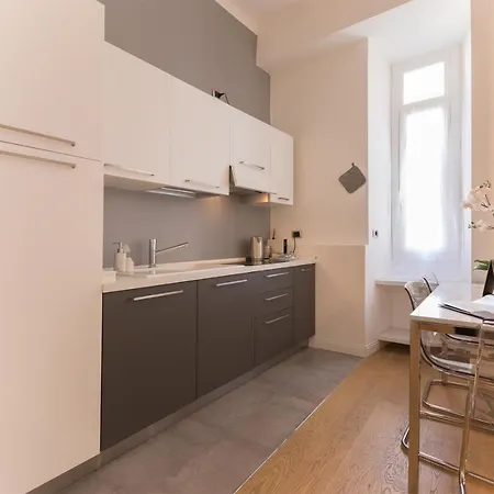 Apartment Hemeras Boutique Homes - Design In Center *
