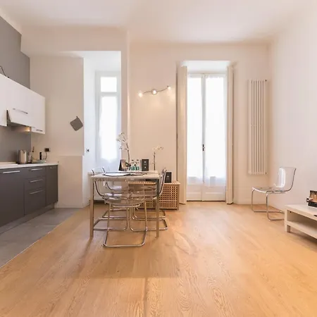 Hemeras Boutique Homes - Design In Center * Milan