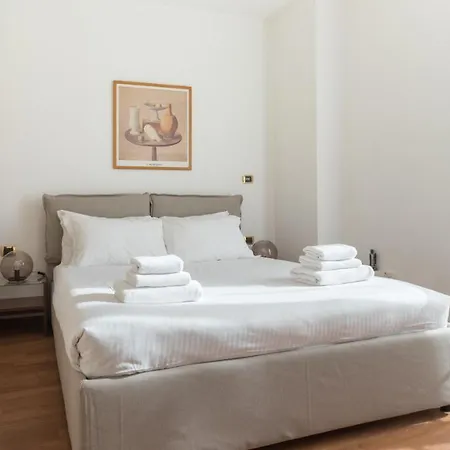 Italianway-pontaccio Milan