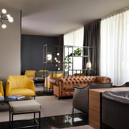 Hotel Century 4*