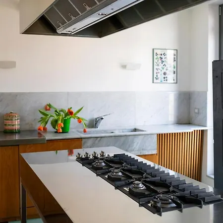Ticinese Apartment Milan