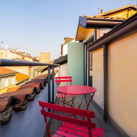 Apartment Ticinese Milan