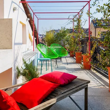 Ticinese Apartment Milan