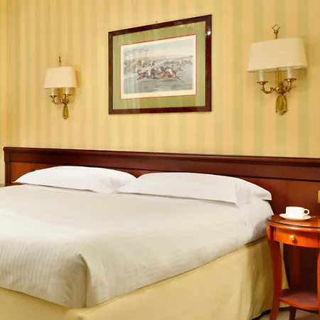 Hotel Unaway & Linea Uno 4*