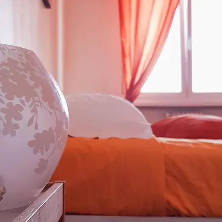 Foresteria Lombarda By Max Guest house