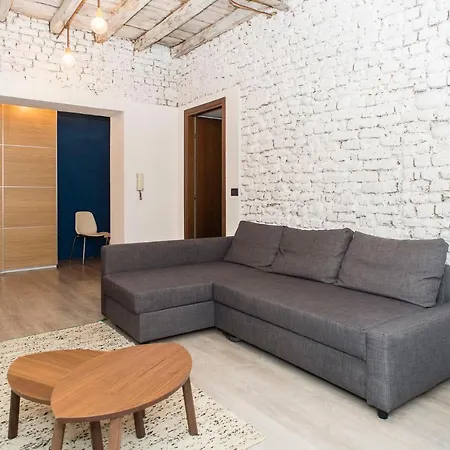 Apartment Living - Via Brera 23
