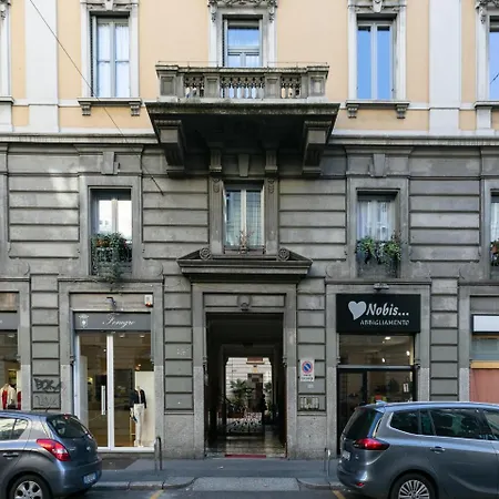 Bright Two Bedroom In * Milan