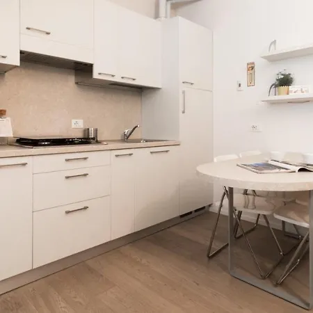 Italianway Comfort - Bligny 19a Glicine Roma Milan