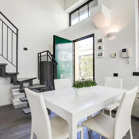 Fondazione Prada Loft 40 *