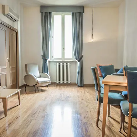 Brera In San Babila Milan