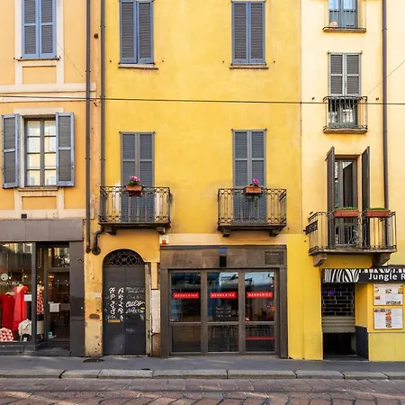 Ticinese Apartment