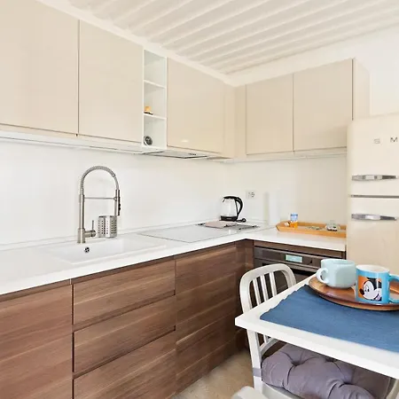 Guesthost - Elegant Loft With Balcony! Mediolan