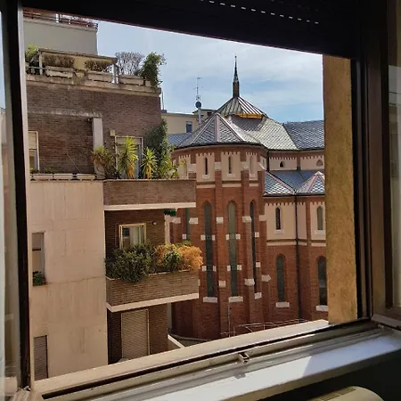 Boston Hotel 2*