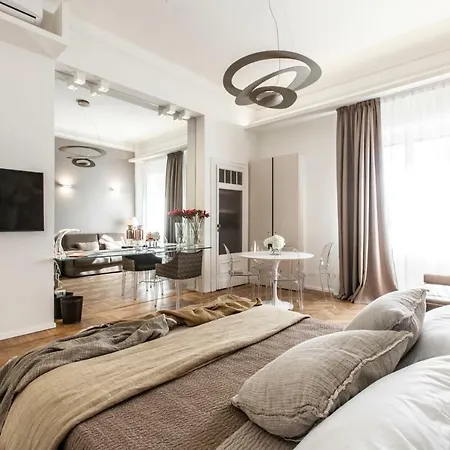 Apartment Duomo View Design Studio R&r