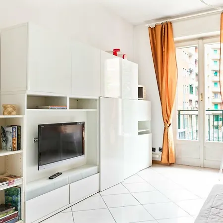 Guesthost - San Siro Stadium Garden Flat * 밀라노