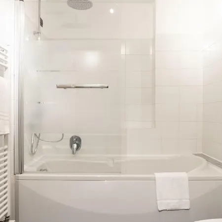 Urban District Isola Lancetti Loft 1br 公寓