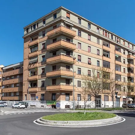 Urban District Navigli Gulli 1br Apartment