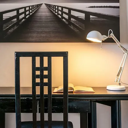 Urban District Navigli Gulli 1br Apartment Milan