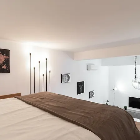 公寓 Urban District Isola Lancetti Loft 1br