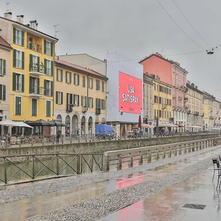 Delicious Navigli * Milano