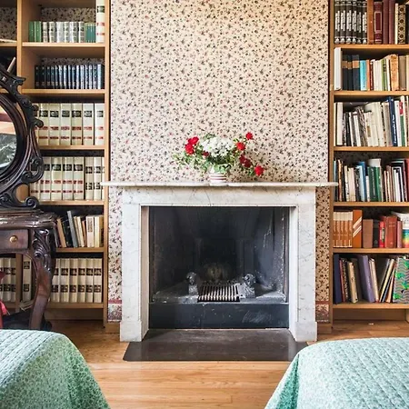 Вилла Hintown Charming