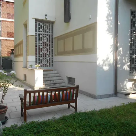 Вилла Hintown Charming *
