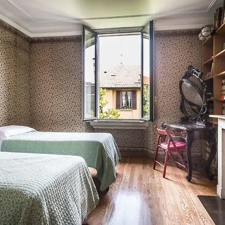 Hintown Charming * Milan
