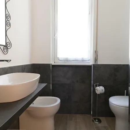 Italianway - Merlo 3 * Milan