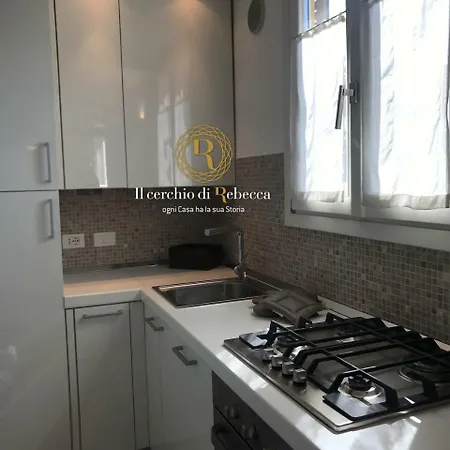 Rebecca's In Fashion District Apartment Milan