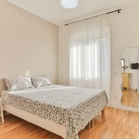 Charming One Bedroom In Milán