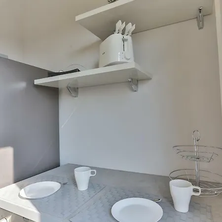 Апартаменты Charming One Bedroom In Милан