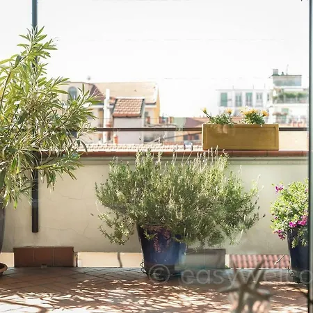 Easy Welcome Euphorbia Terrace Апартаменты