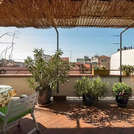 Апартаменты Easy Welcome Euphorbia Terrace Милан