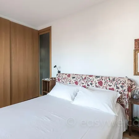 Апартаменты Easy Welcome Euphorbia Terrace Милан