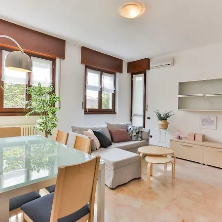 The Best Rent - Big Near San Siro Stadio Apartamento Milão